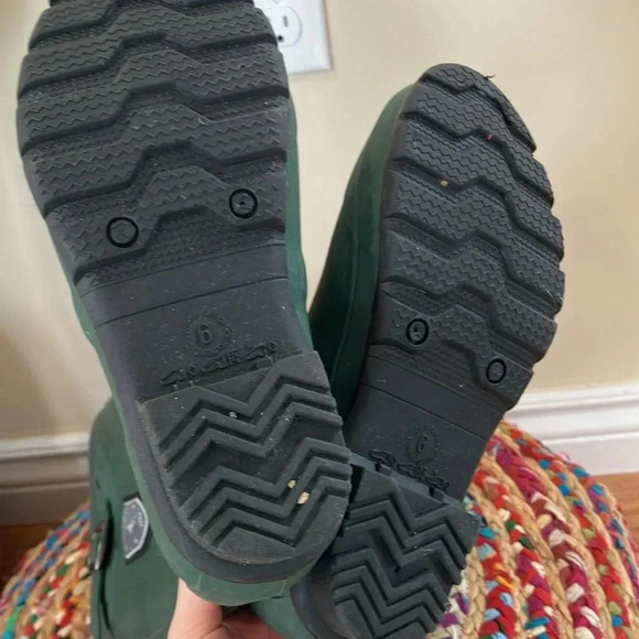 Kamik green  rubber rain boots - Picture 3 of 4